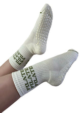 Load image into Gallery viewer, &quot;PILATES PILATES PILATES&quot; BEIGE / BEIGE GRIP SOCKS
